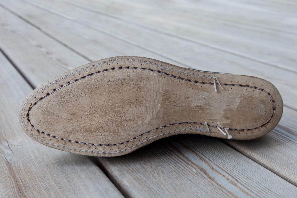 Maßschuhe ohne Naht, Sohle, blaues Leder