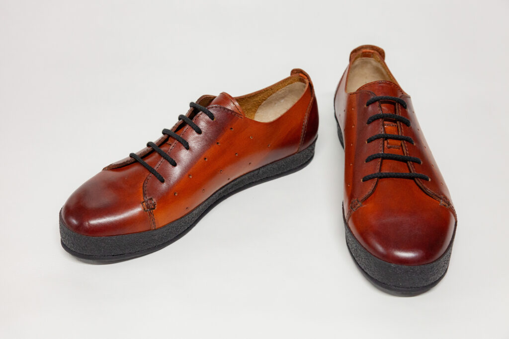 Handgemachte Halbschuhe Herren mit Schnürung