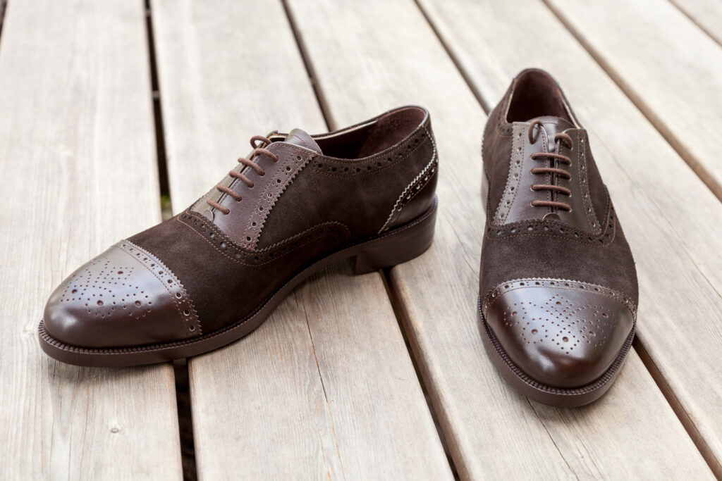 Braune Maßschuhe für Herren, glattes und rauhes Leder, braun