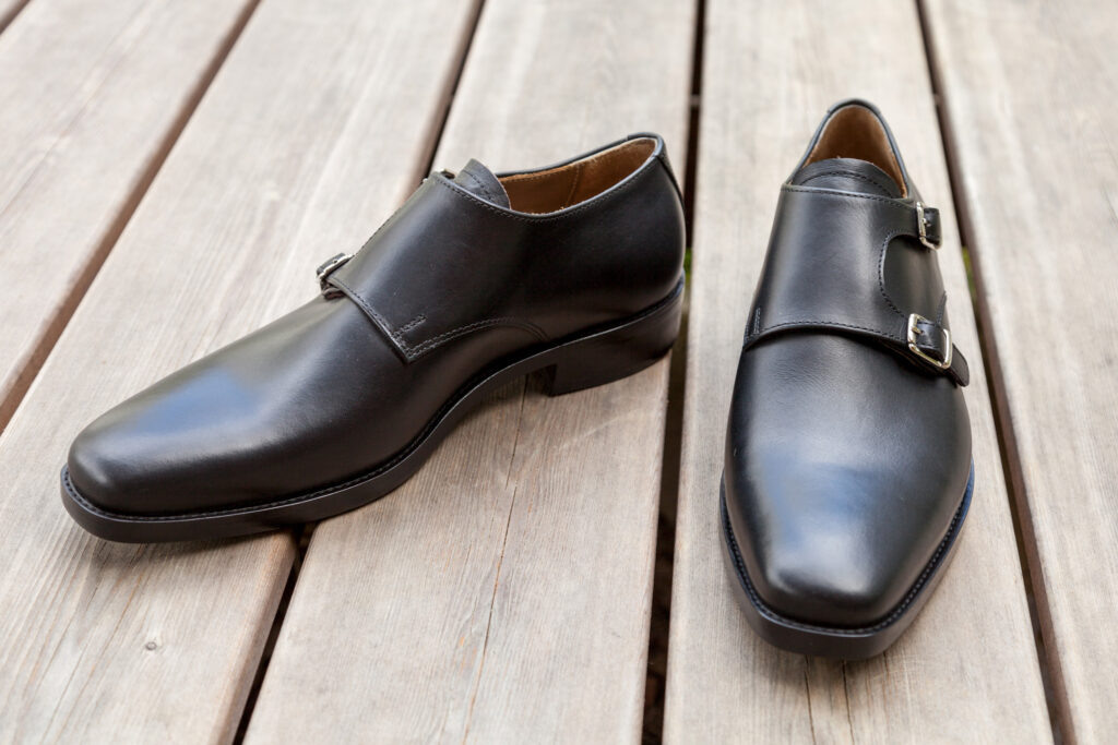 Handgemachte Maßschuhe für Herren, schwarzes Leder